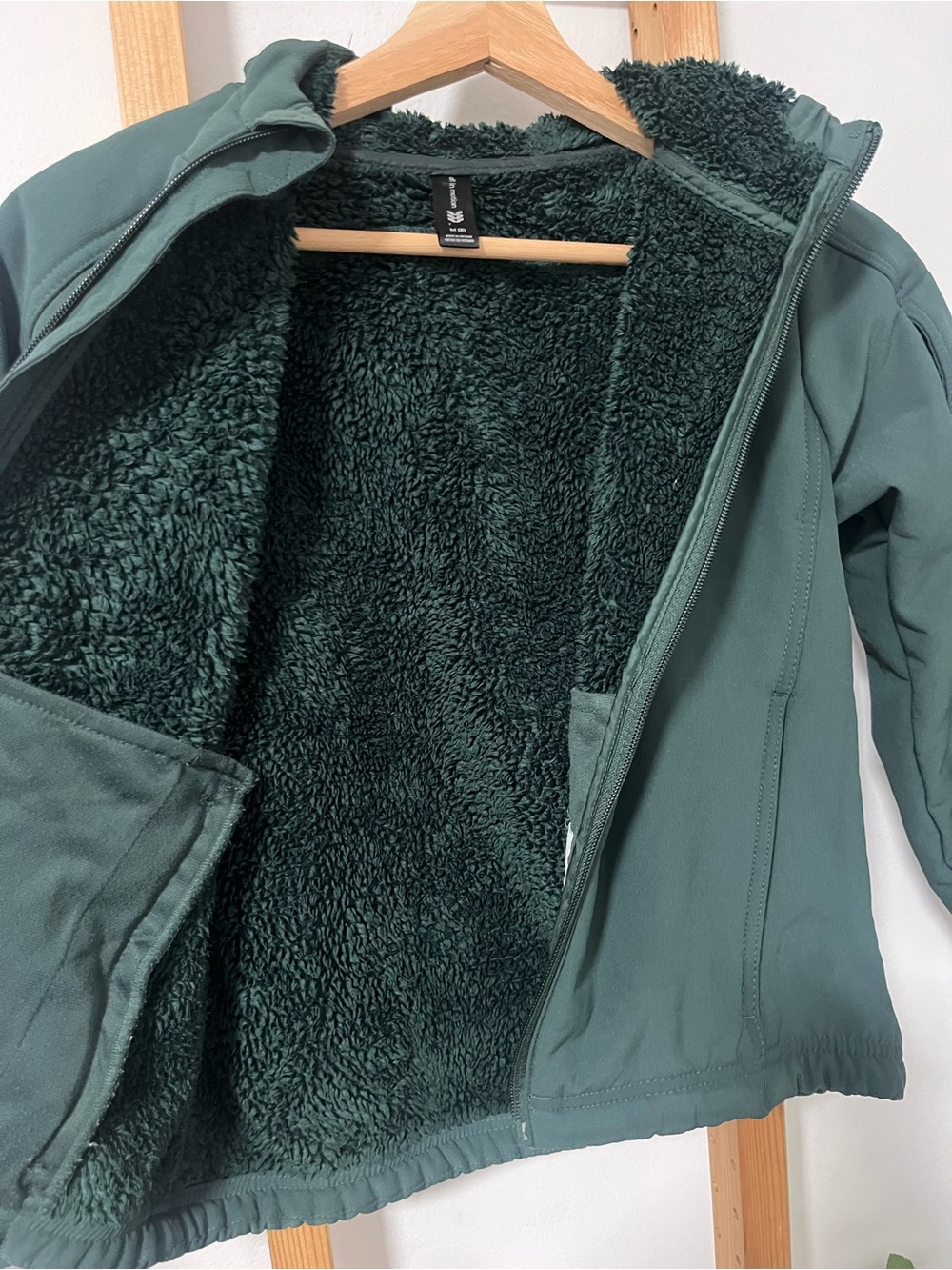 All In Motion Kids Jacket (8) - Picture 5 of 8